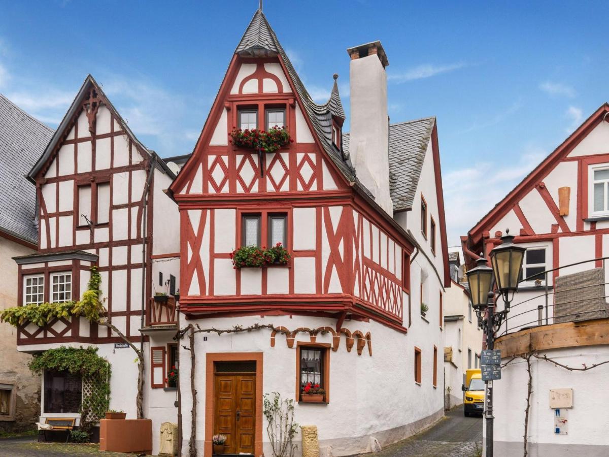 Comfortable Apartment in Ediger-Eller Eifel near Town Centre Sankt Aldegund Eksteriør bilde