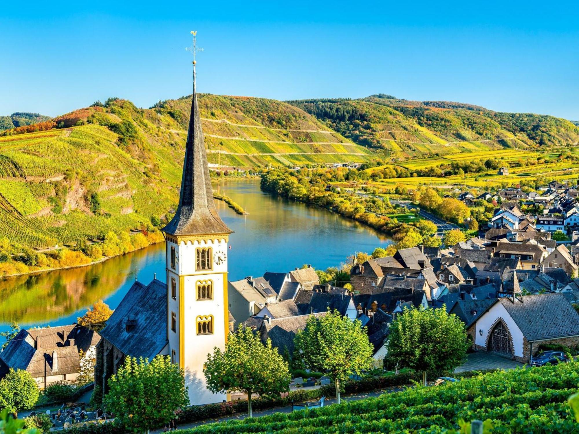 Comfortable Apartment in Ediger-Eller Eifel near Town Centre Sankt Aldegund Eksteriør bilde